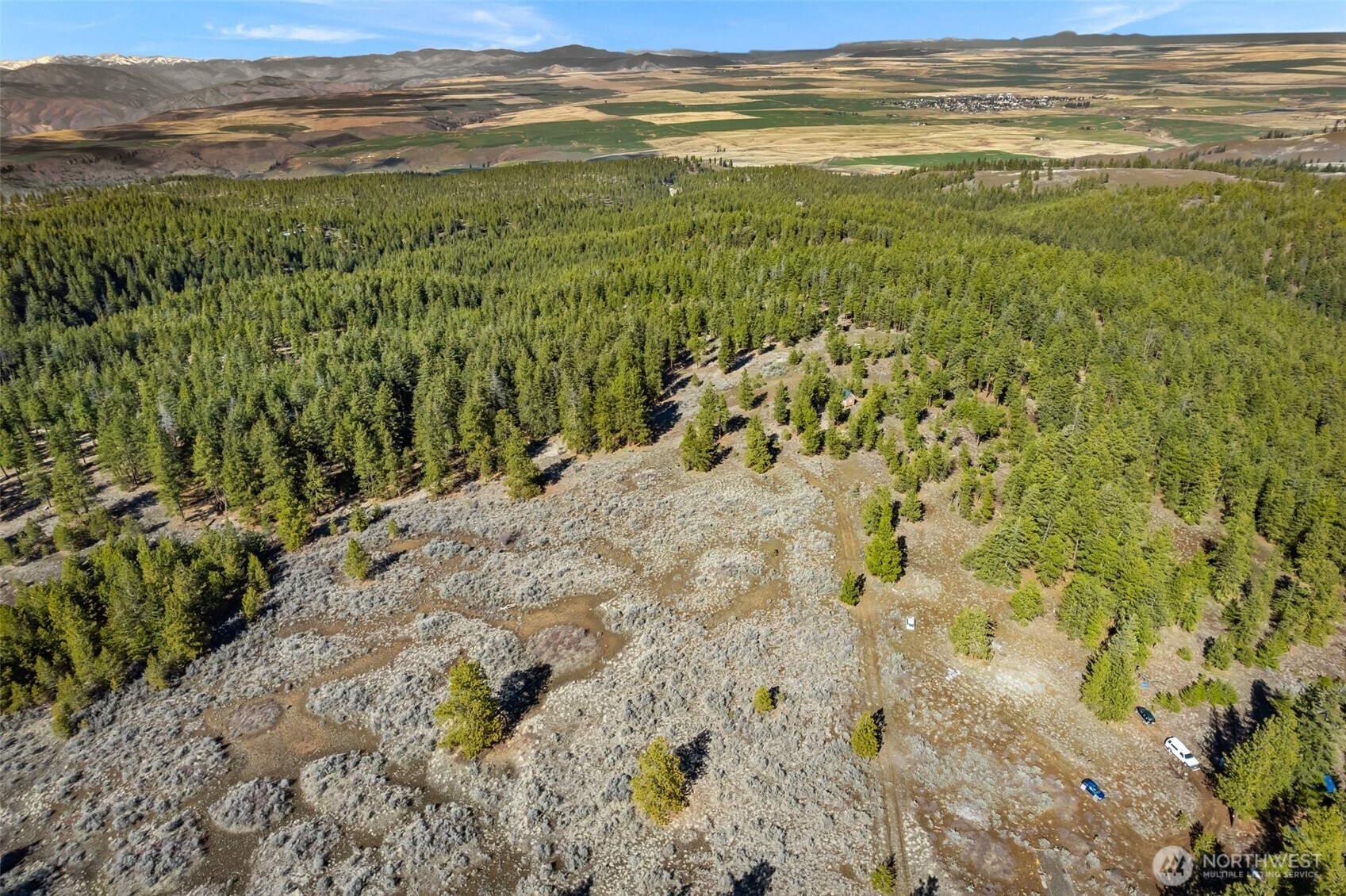 110 Blue Bird Ln , East Wenatchee, WA 98802