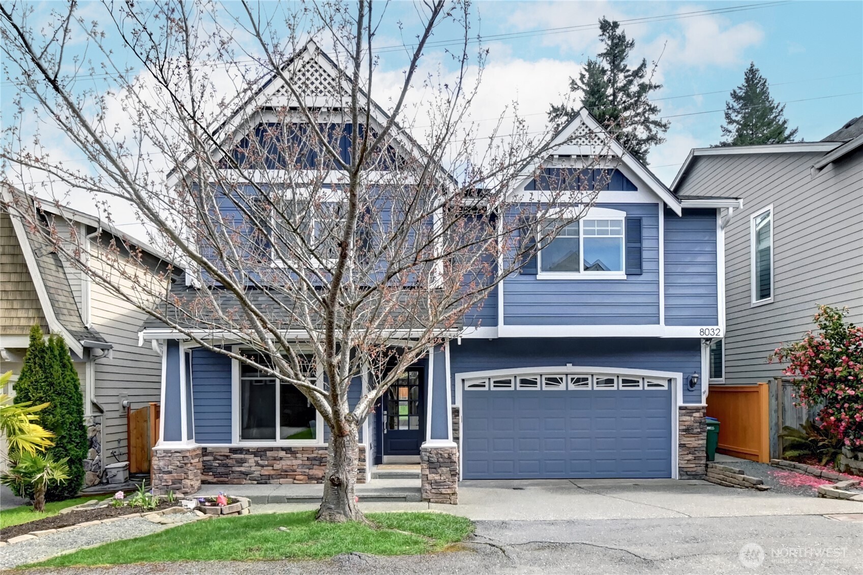 8032 124th Court NE, Kirkland, WA 98033-8043