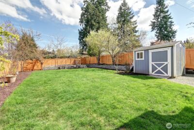 8032 124th Court NE, Kirkland, WA 98033-8043 - Photo 35