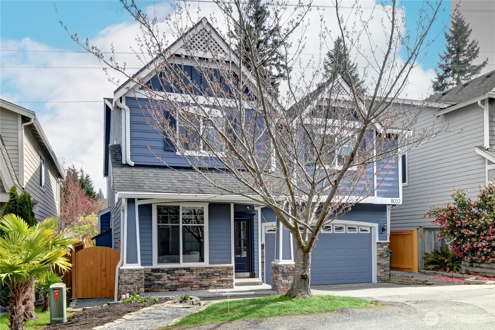 8032 124th Court NE, Kirkland, WA 98033-8043