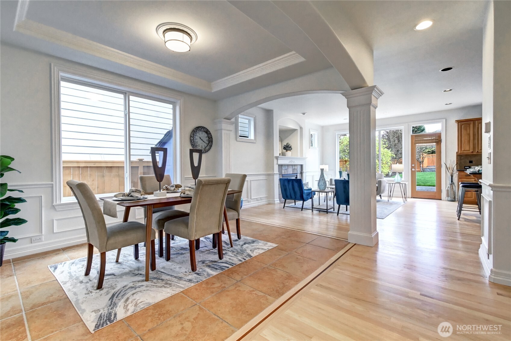 8032 124th Court NE, Kirkland, WA 98033-8043
