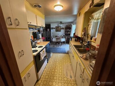 18302 A Street S, Spanaway, WA 98387-8327 - Photo 9