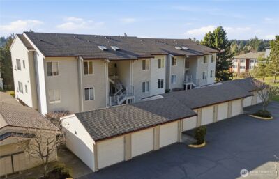 23007 Lakeview Drive #A303, Mountlake Terrace, WA 98043 - Photo 3