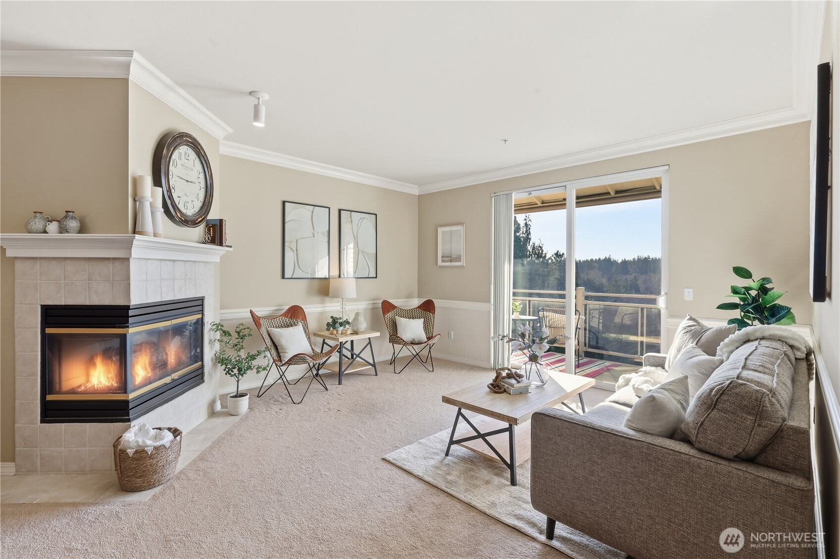 23007 Lakeview Drive #A303, Mountlake Terrace, WA 98043