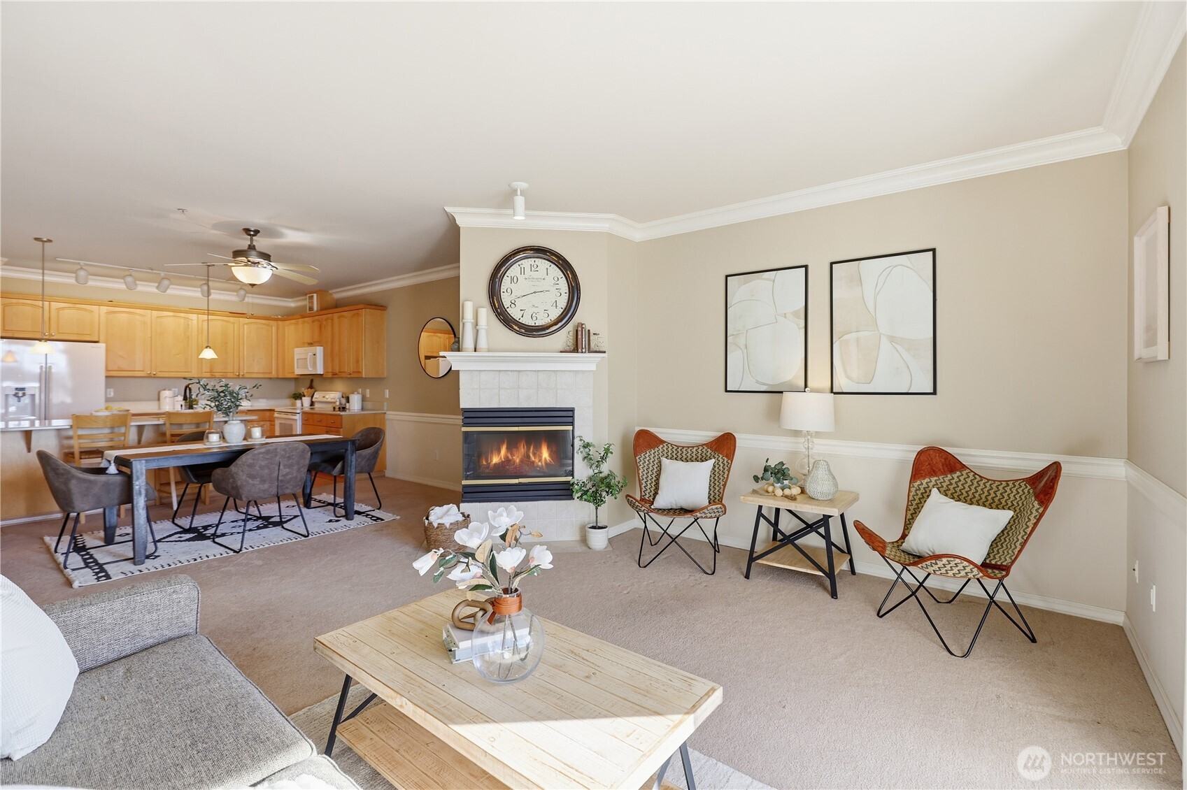 23007 Lakeview Drive #A303, Mountlake Terrace, WA 98043
