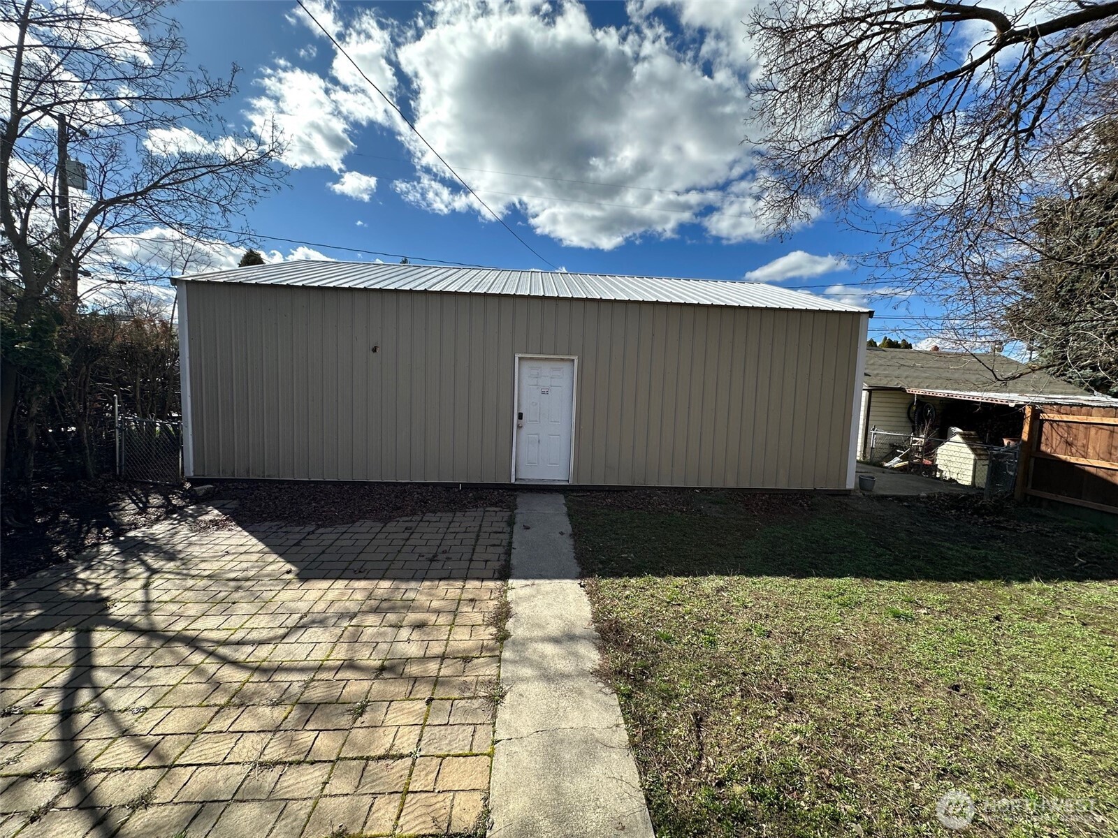 4811 N Lincoln Street , Spokane, WA 99205