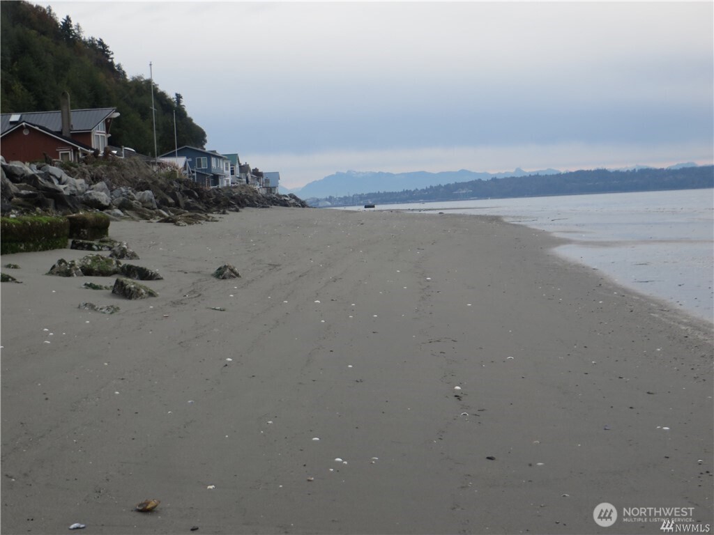 99 B Port Gardner Drive , Hat Island, WA 98206