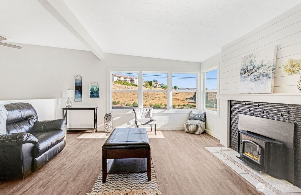 128 W Nelson Road , Moses Lake, WA 98837