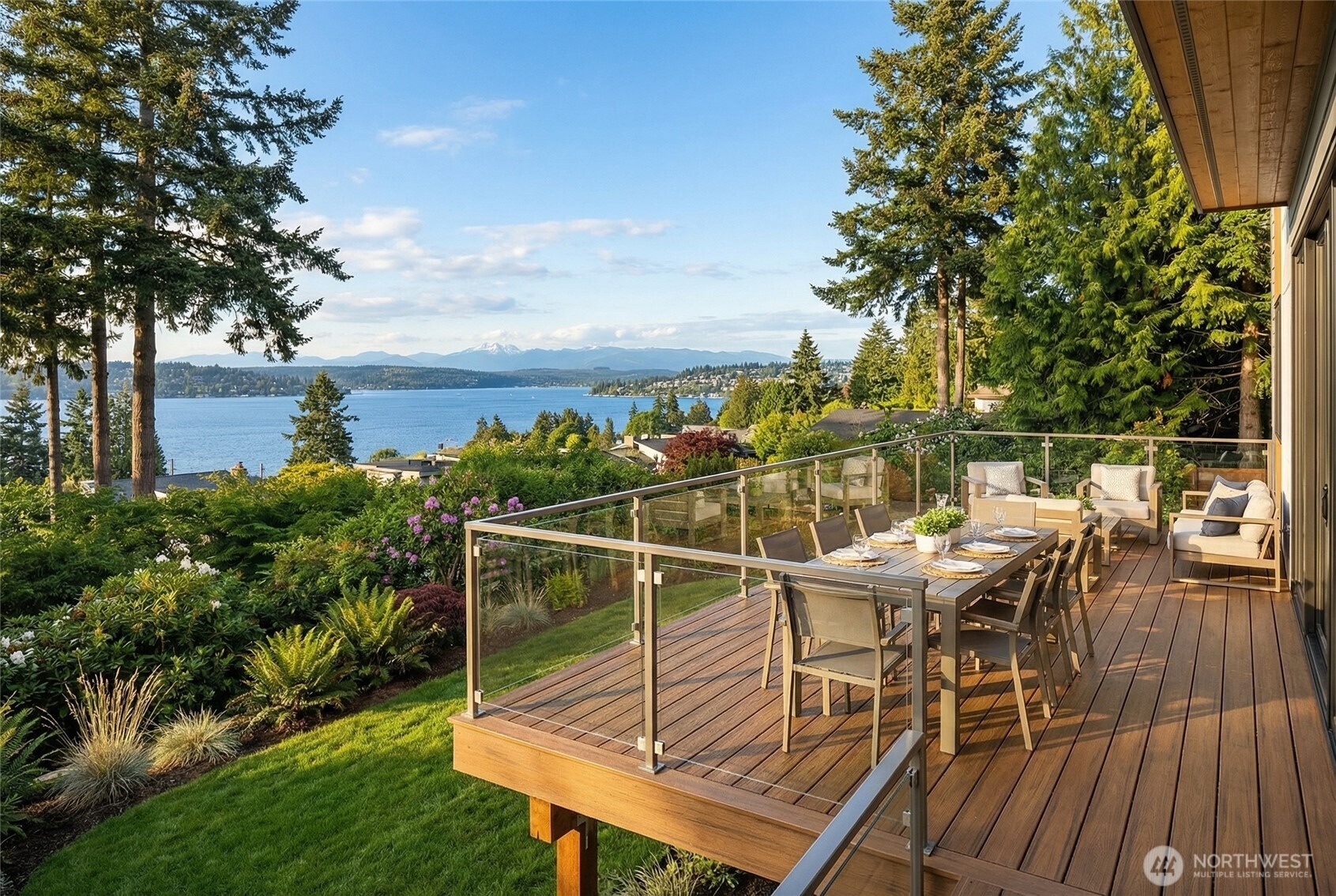 5035 NE 178th Street , Lake Forest Park, WA 98155