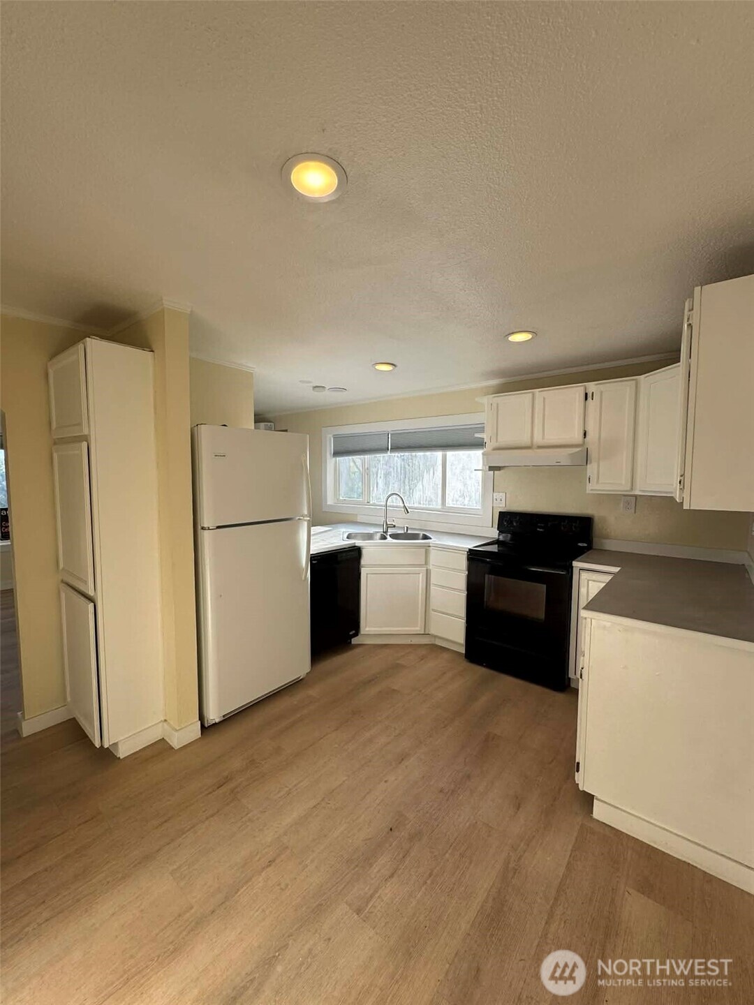 150 Lebo Boulevard , Bremerton, WA 98310