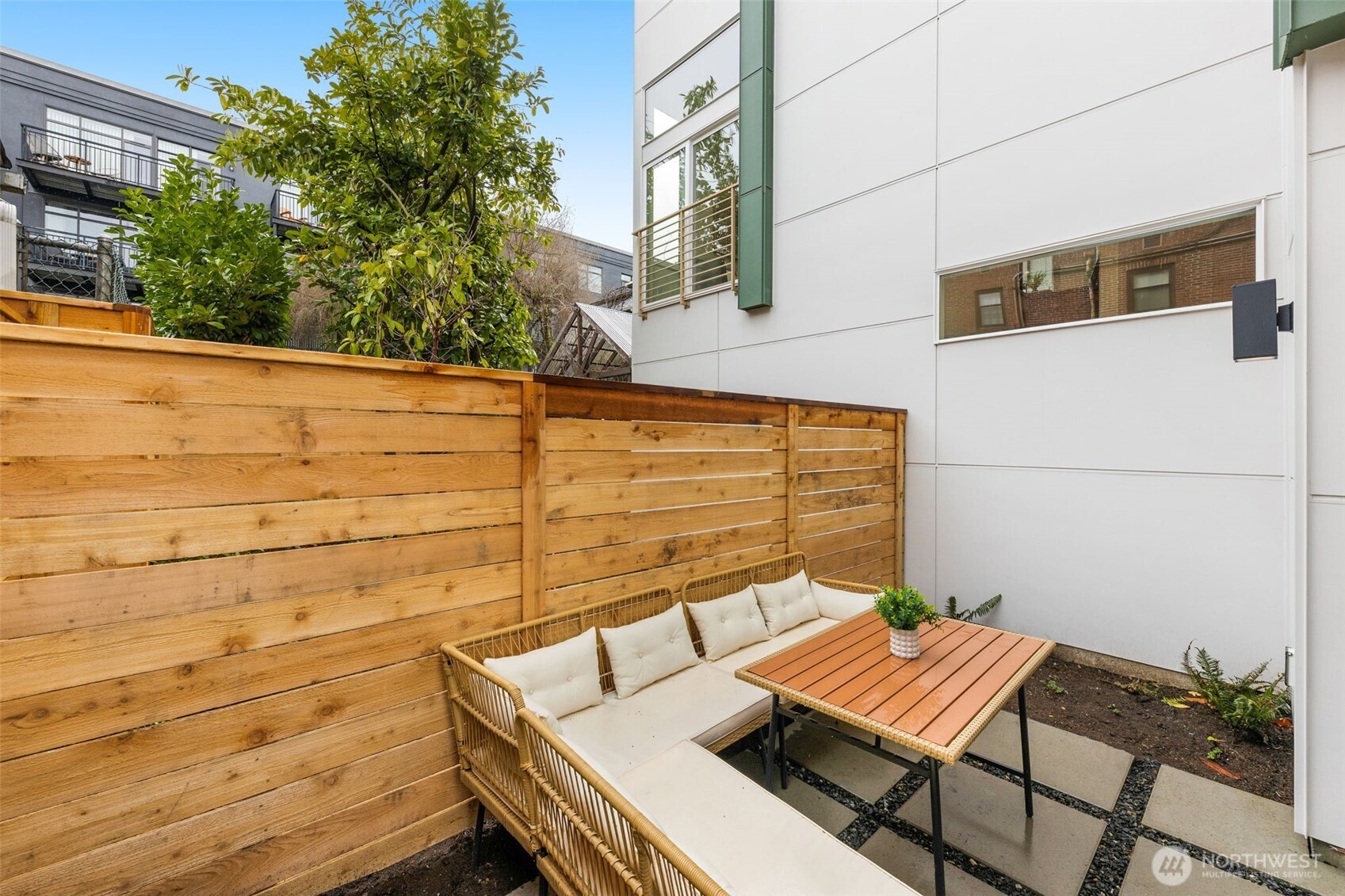 730 A Broadway E, Seattle, WA 98102