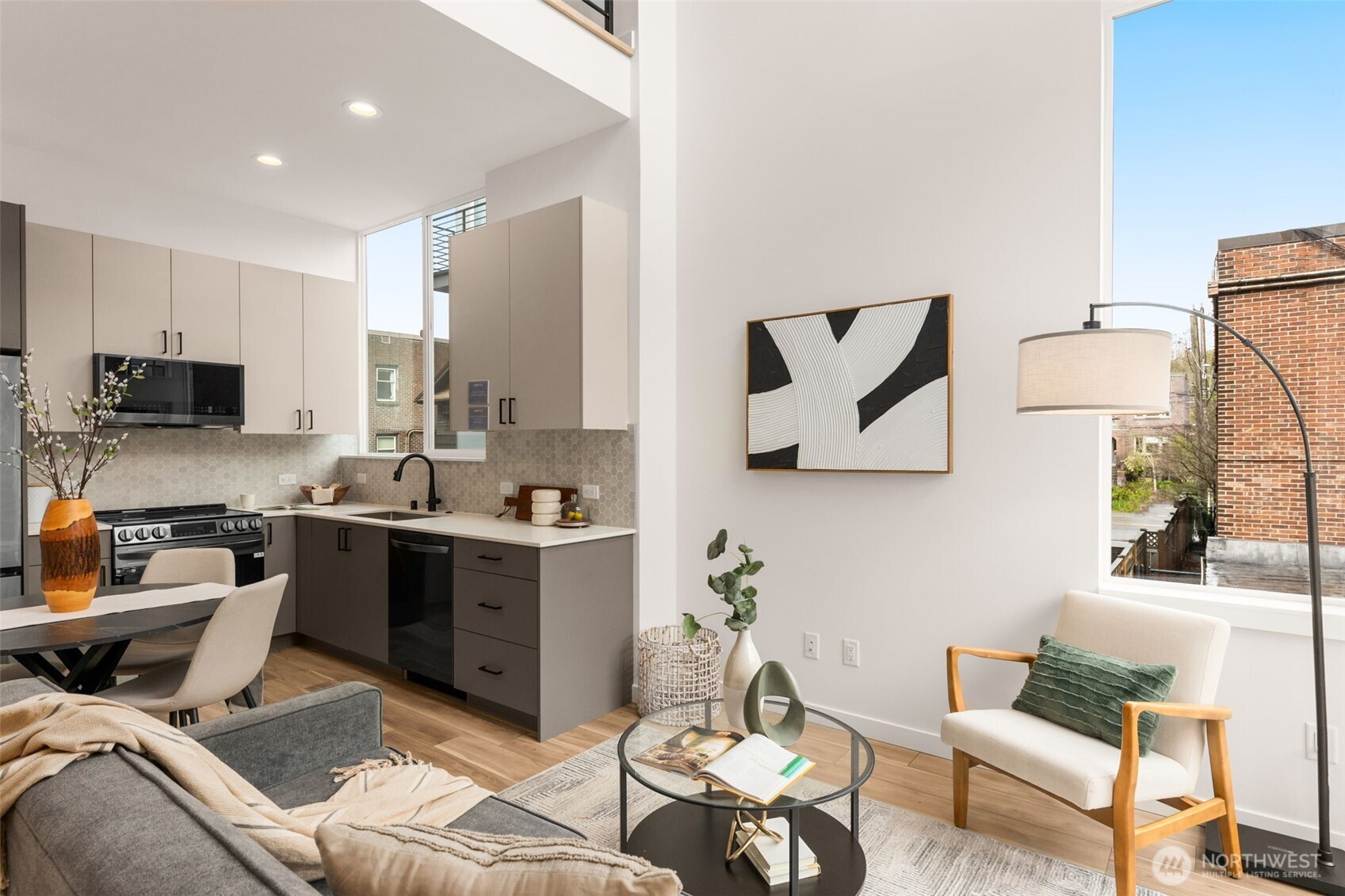 730 A Broadway E, Seattle, WA 98102