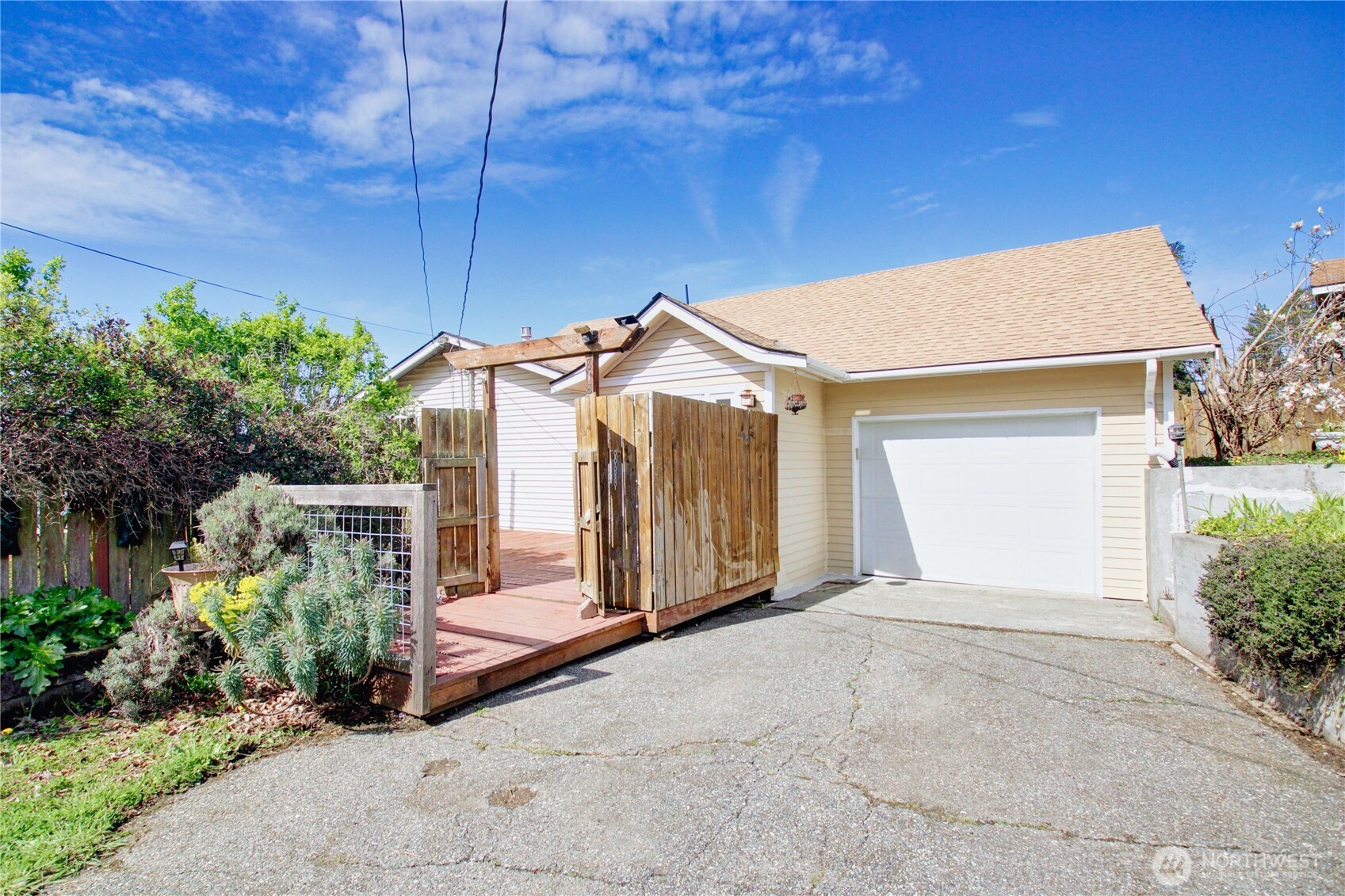 818 Serene View Road , Camano Island, WA 98282