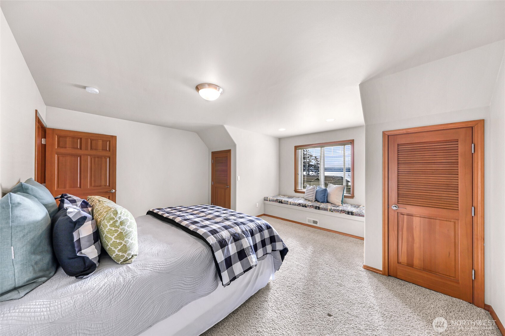 3425 Rose Lane , Camano Island, WA 98282