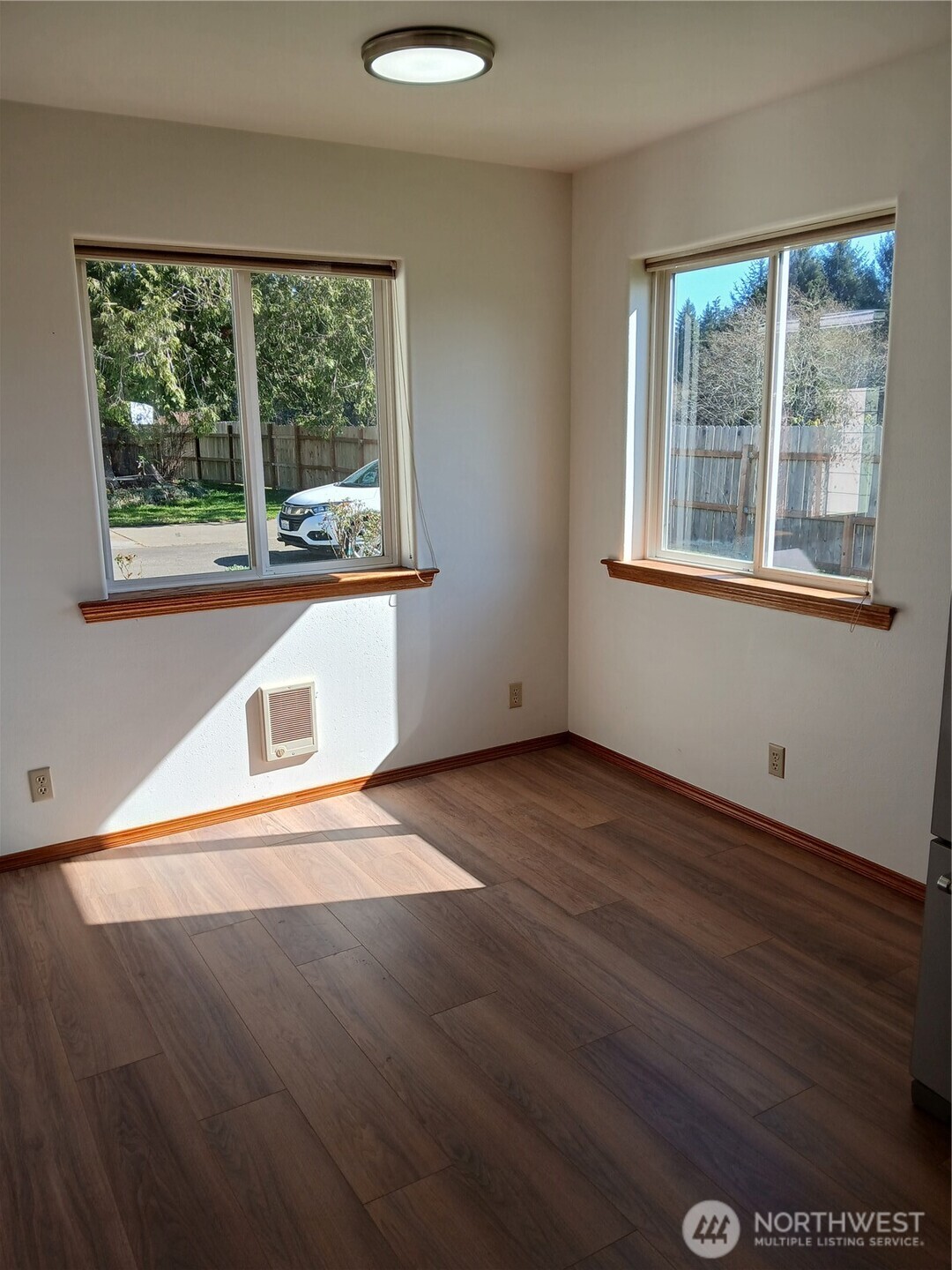 10 Spruce Court , South Bend, WA 98586