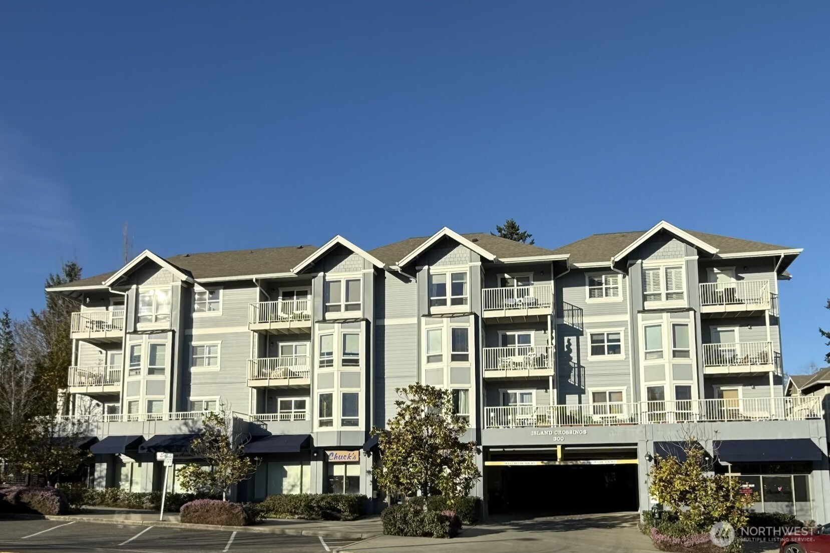 300 High School Road NE #203, Bainbridge Island, WA 98110