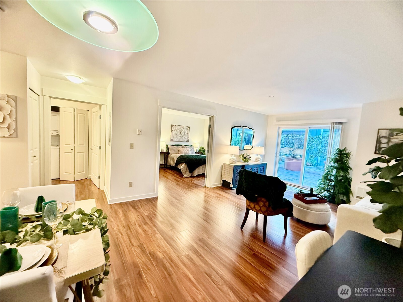 300 High School Road NE #203, Bainbridge Island, WA 98110