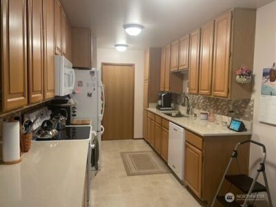 4117 221st Place SE #1076, Issaquah, WA 98029 - Photo 6