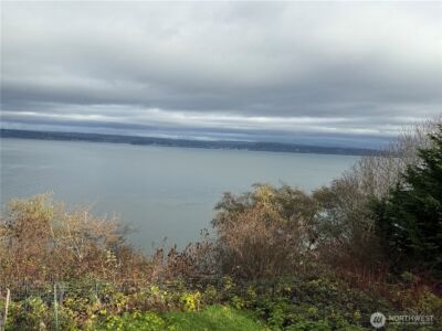 24 E Port Gardener Drive , Everett, WA 98206 - Photo 3