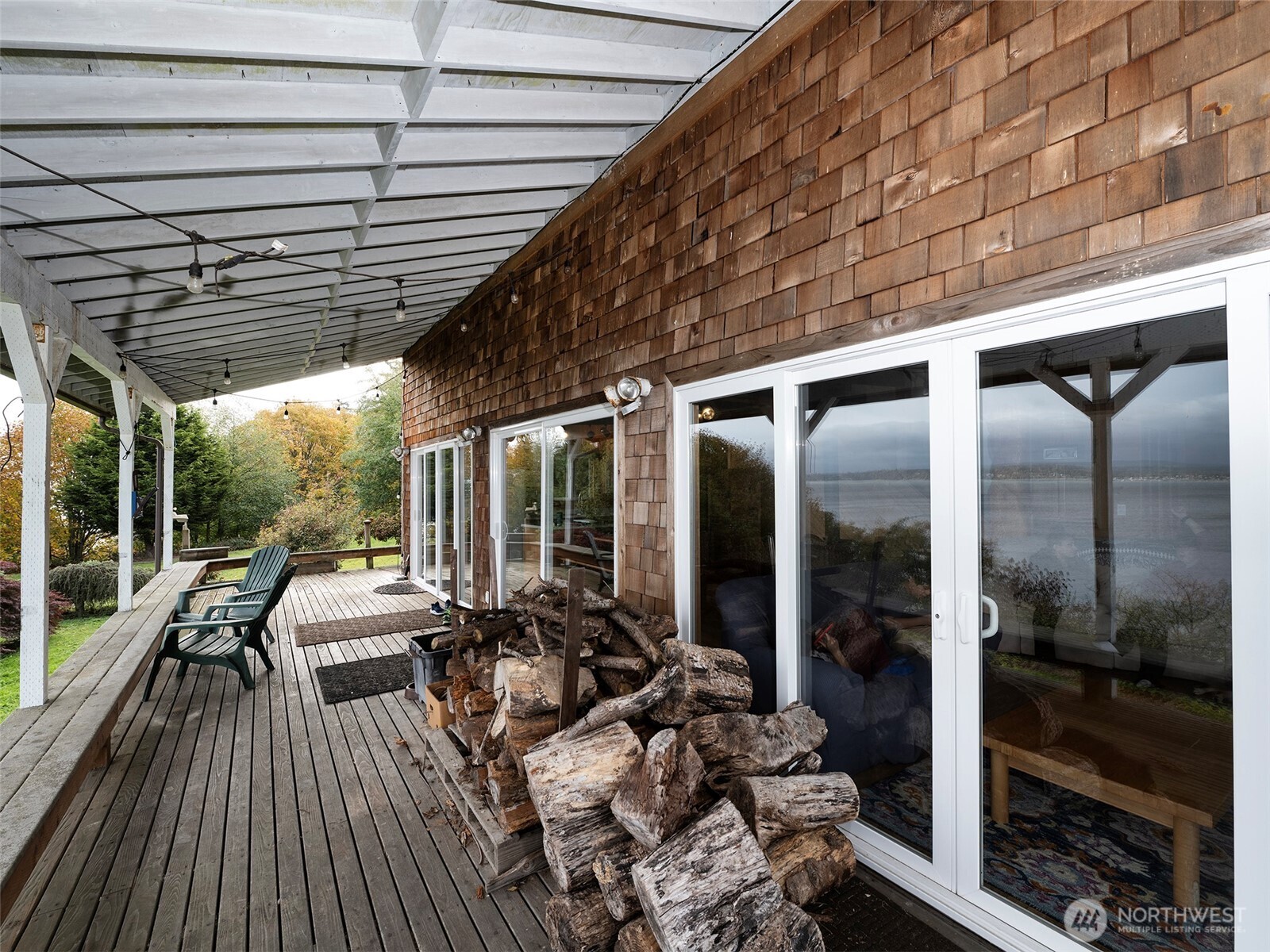 26 E Port Garden Dr , Everett, WA 98206