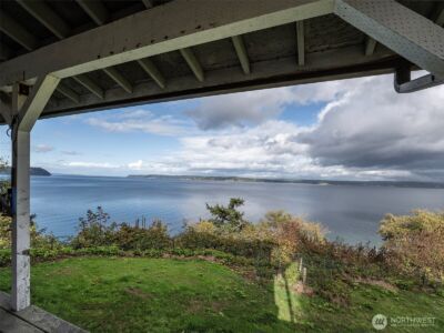 26 E Port Garden Dr , Everett, WA 98206 - Photo 3