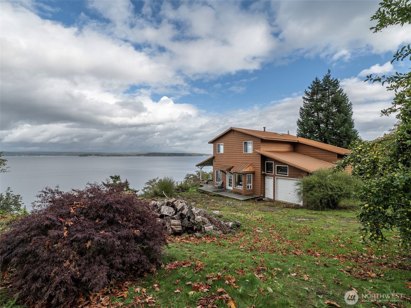 26 E Port Garden Dr , Everett, WA 98206