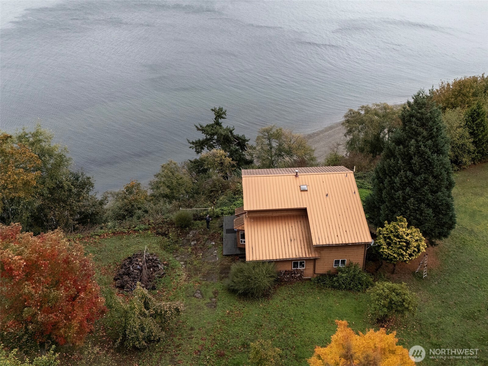 26 E Port Garden Dr , Everett, WA 98206