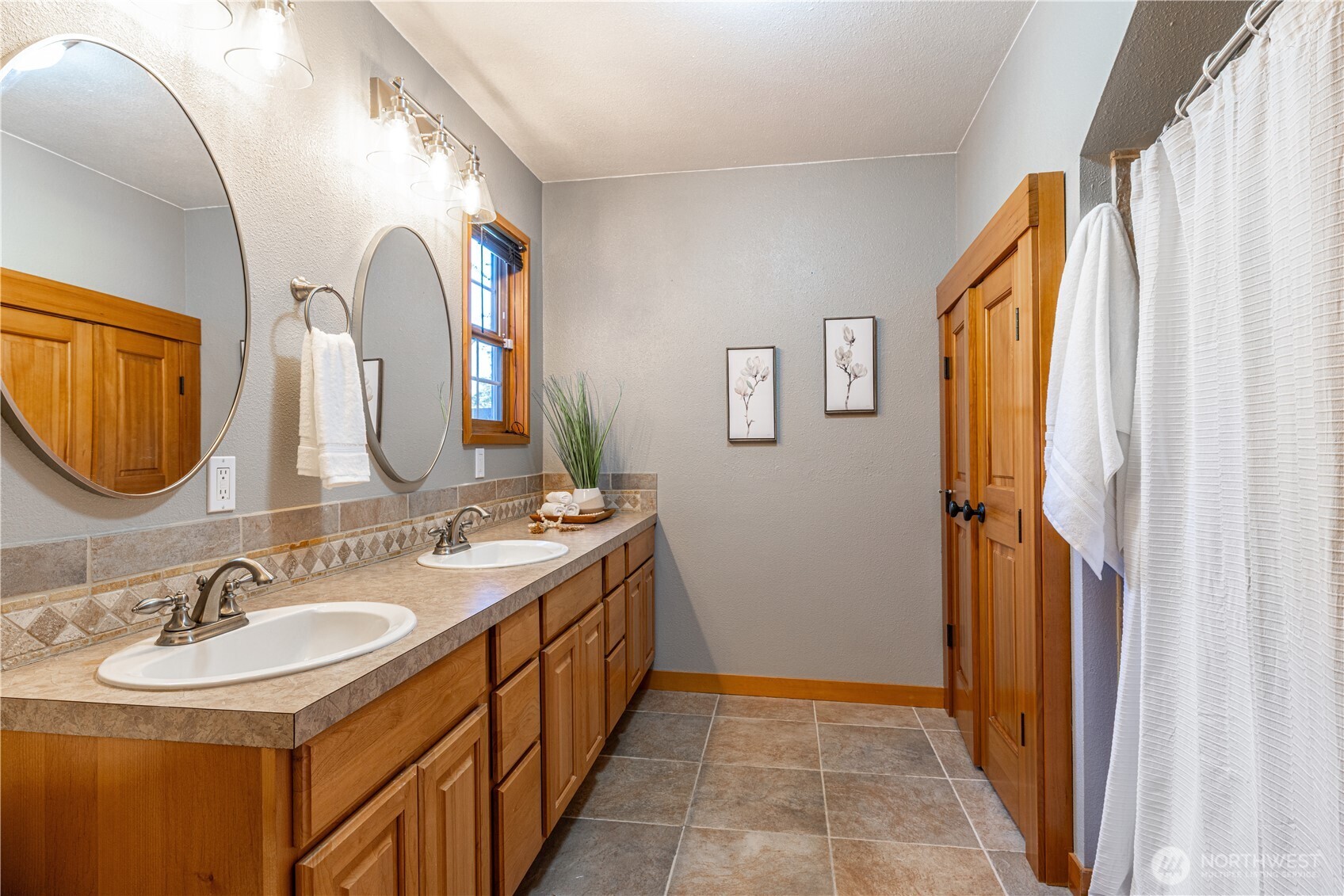 5981 SE Arcadia Road , Shelton, WA 98584