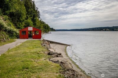 34550 Hood Canal Drive NE, Kingston, WA 98346 - Photo 15