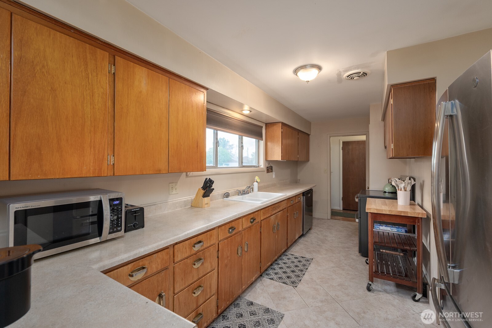 1609 W Lakeside Drive , Moses Lake, WA 98837