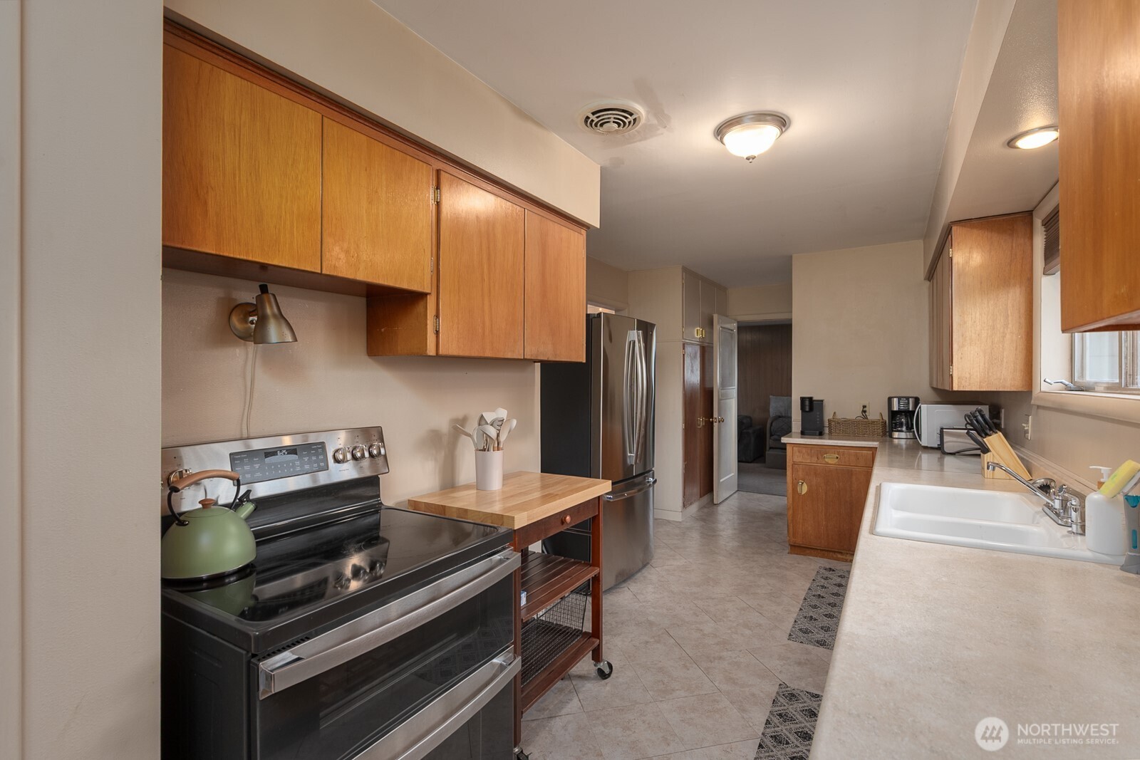 1609 W Lakeside Drive , Moses Lake, WA 98837