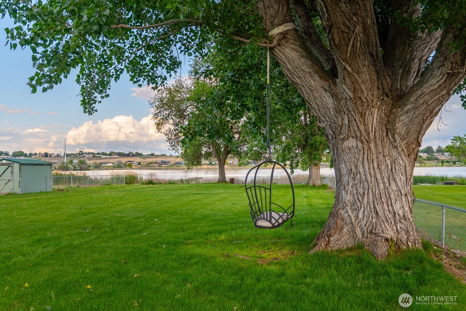 1609 W Lakeside Drive , Moses Lake, WA 98837