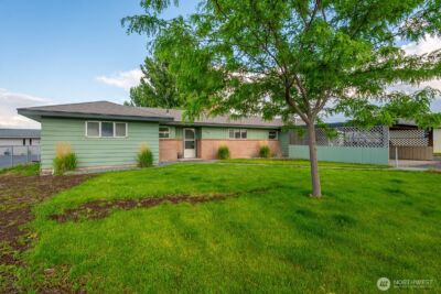 1609 W Lakeside Drive , Moses Lake, WA 98837 - Photo 3