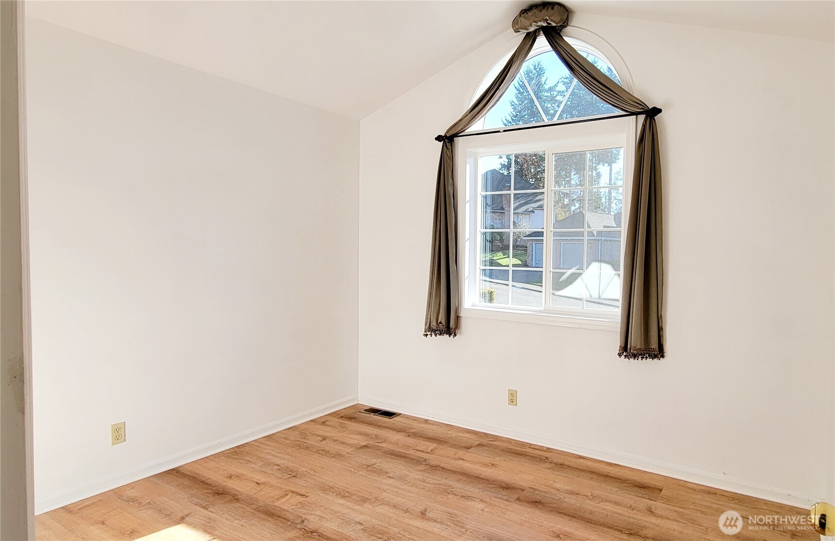 1134 SW 333rd Place , Federal Way, WA 98023