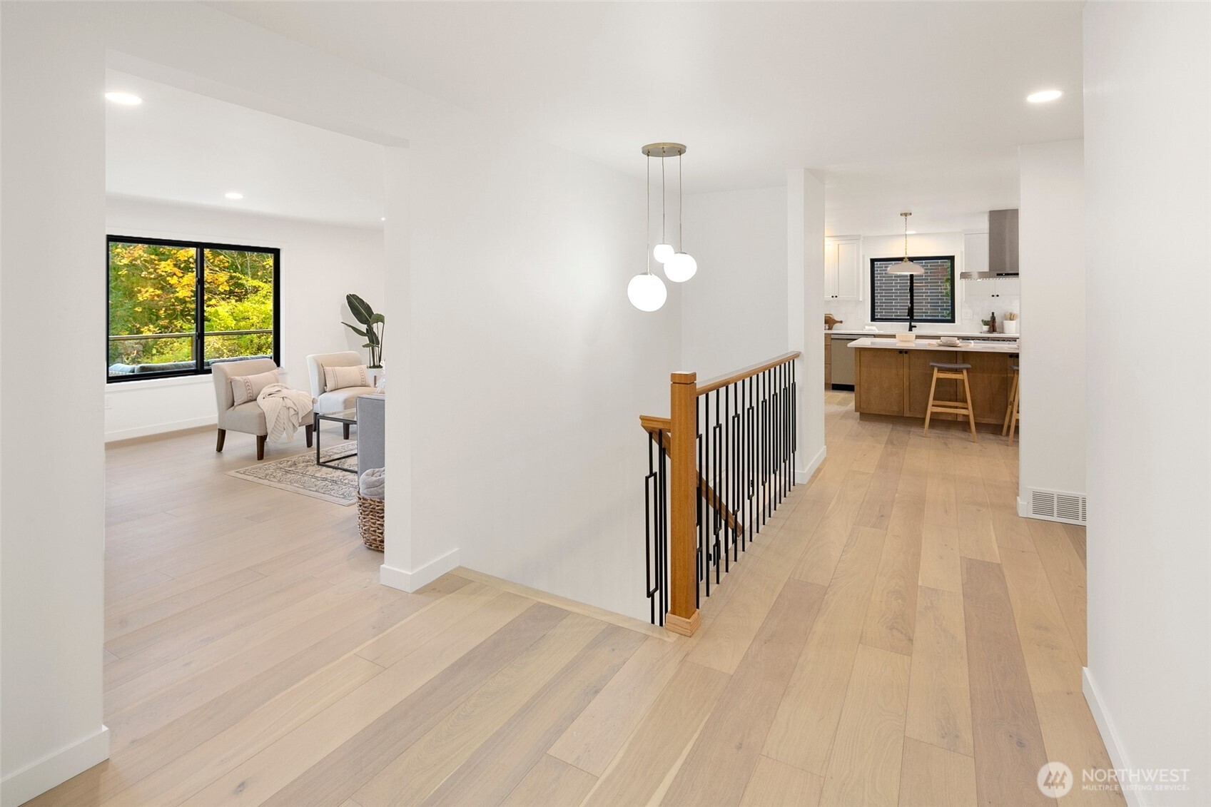 16040 36th Avenue NE, Lake Forest Park, WA 98155