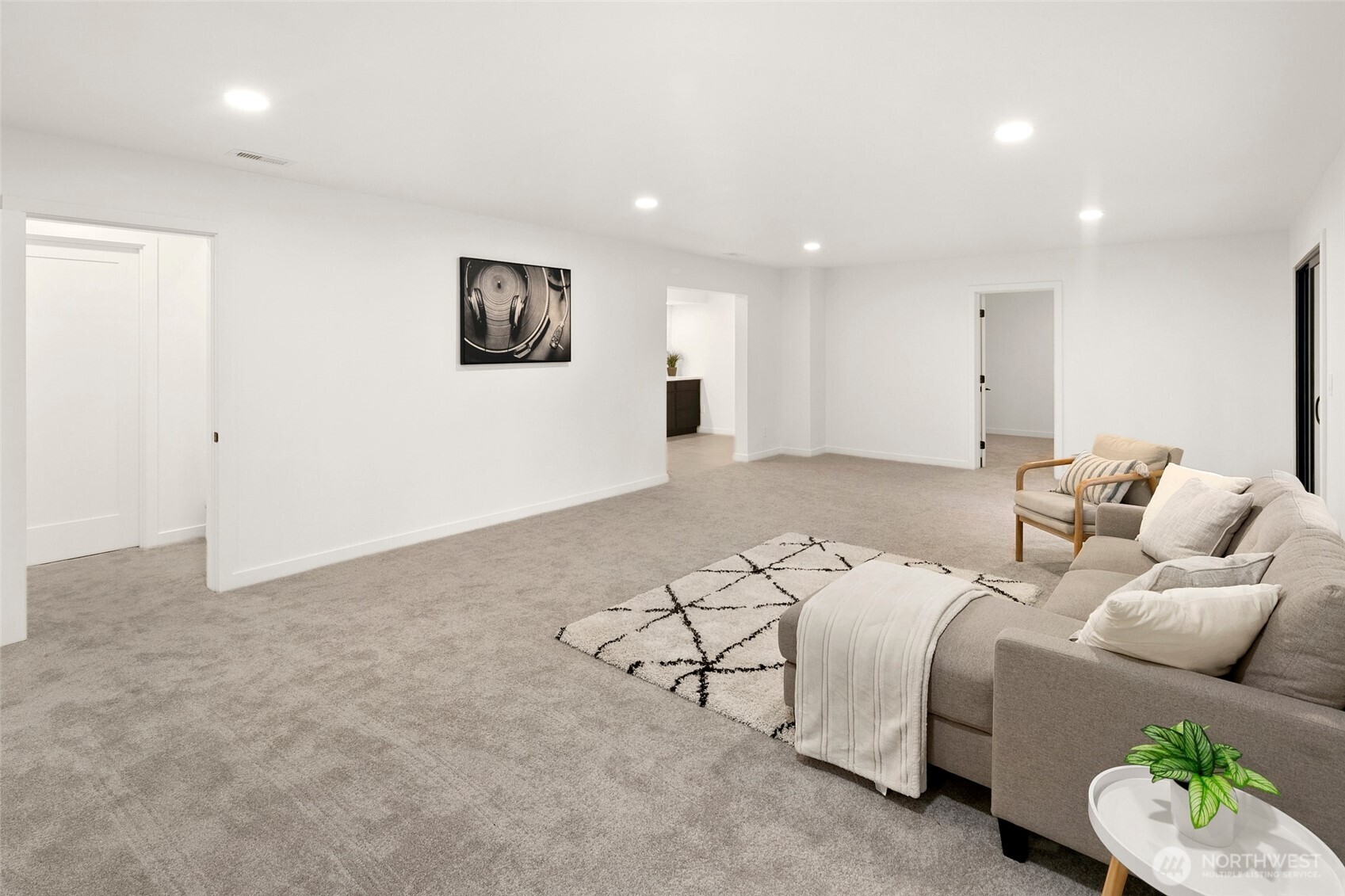 16040 36th Avenue NE, Lake Forest Park, WA 98155