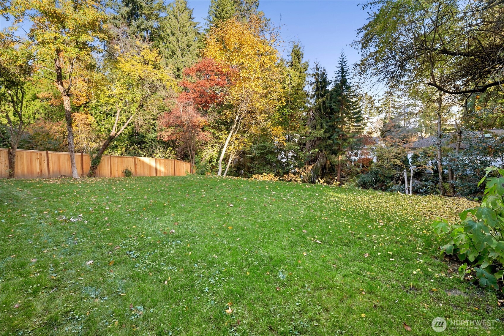 16040 36th Avenue NE, Lake Forest Park, WA 98155