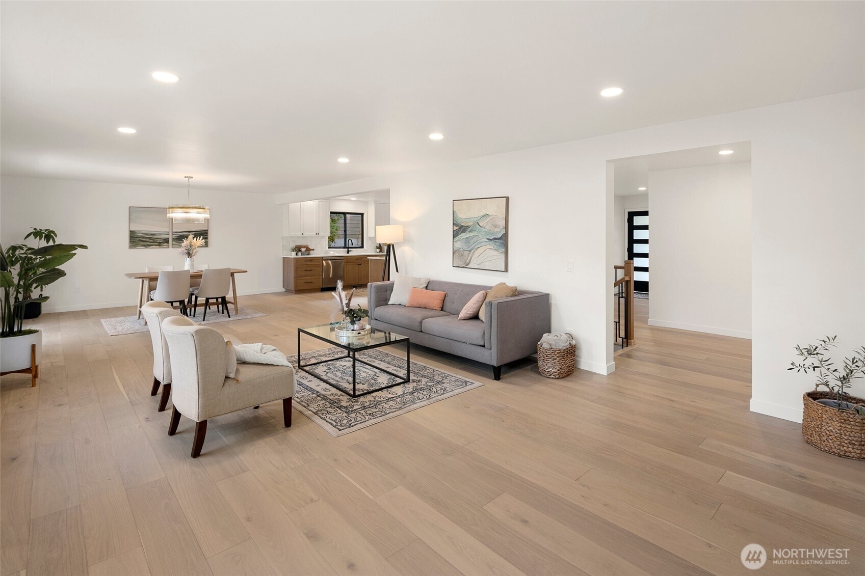 16040 36th Avenue NE, Lake Forest Park, WA 98155