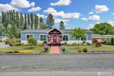 620 S 1st , Pe Ell, WA 98572