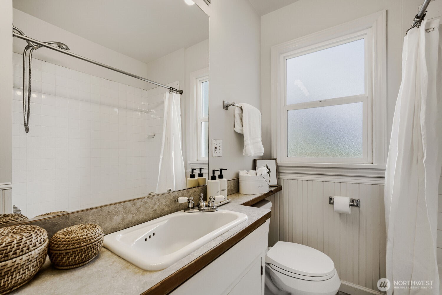 4731 35th Avenue SW, Seattle, WA 98126