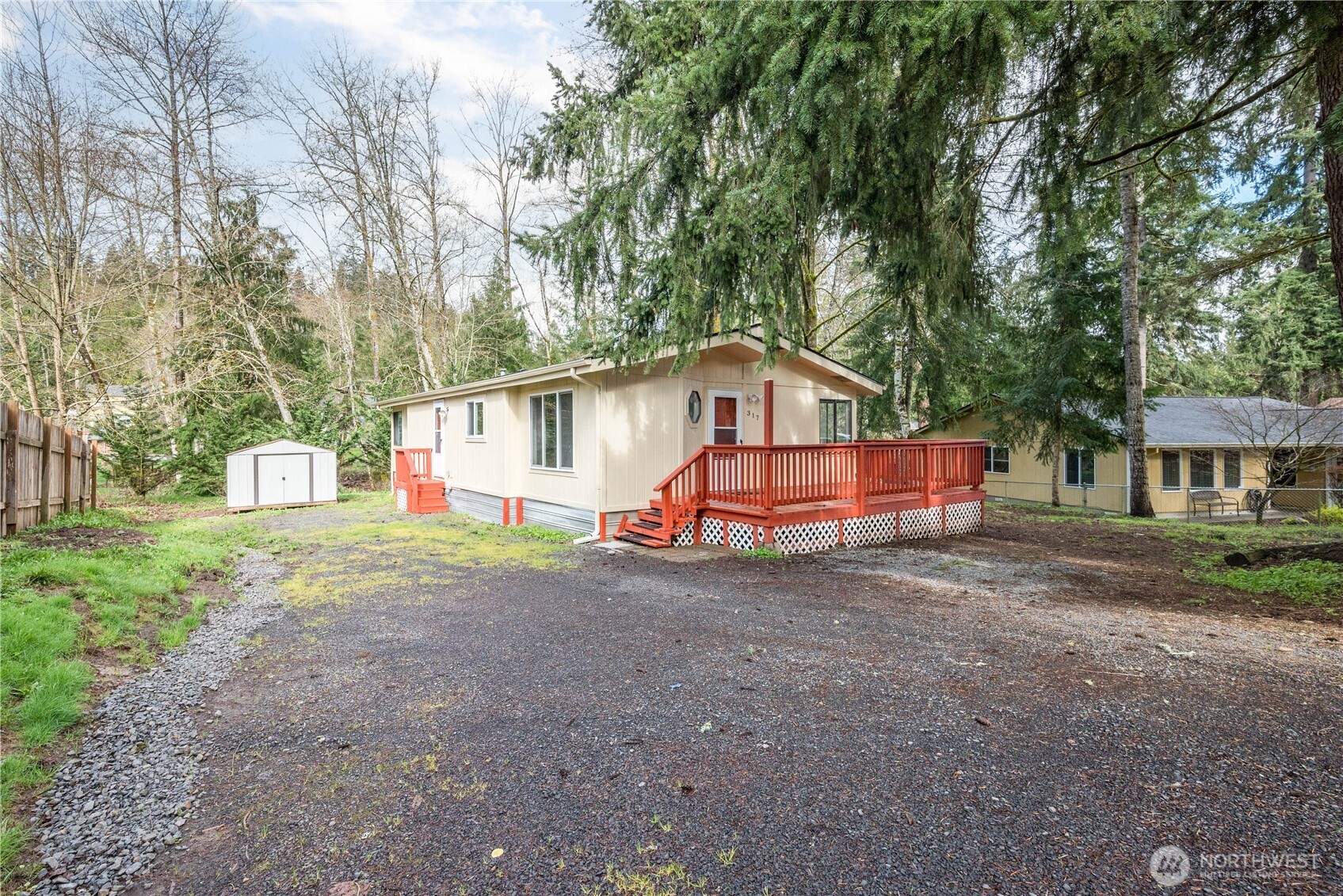 317 Rollingwood Drive , Kelso, WA 98626