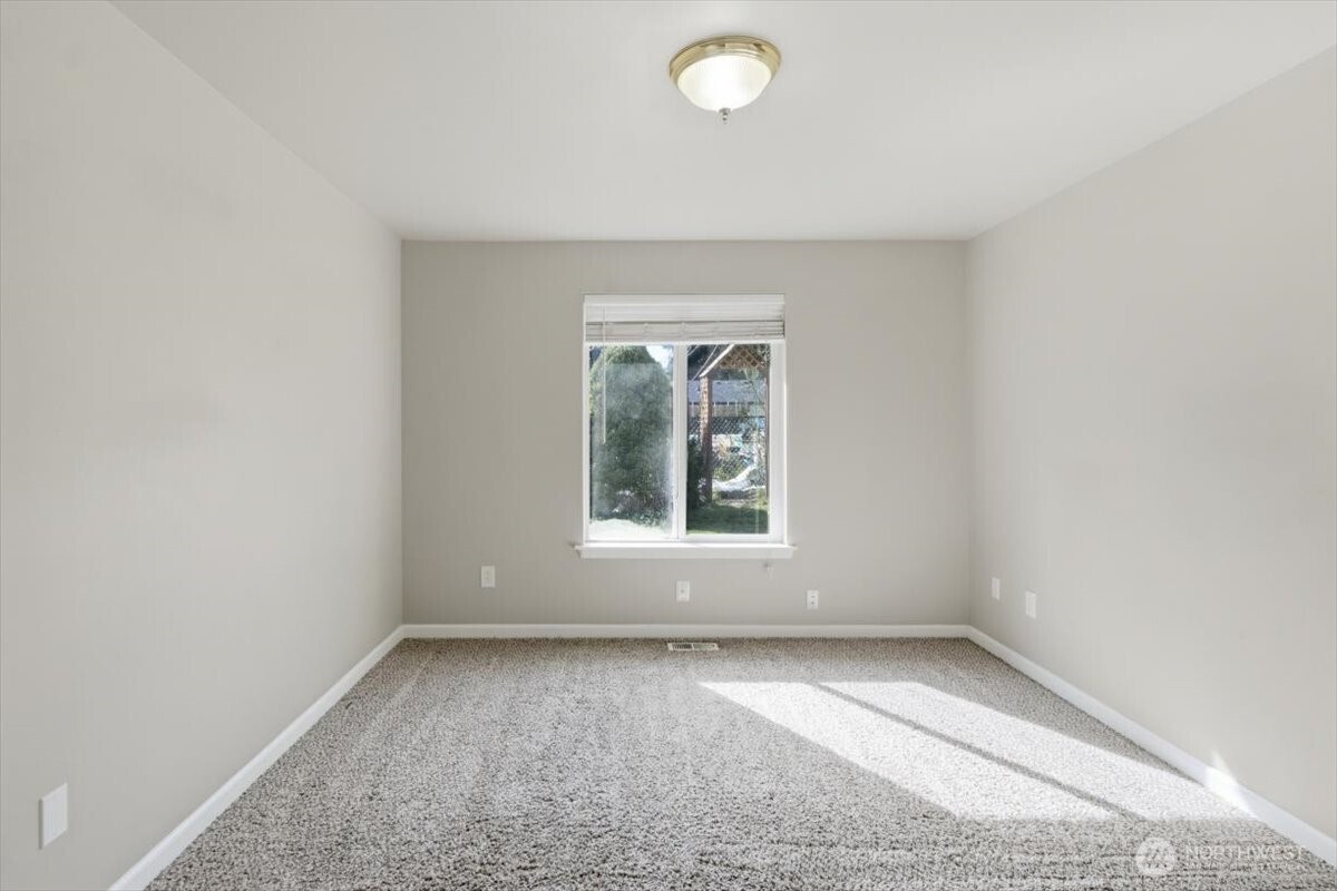 12333 59th Avenue E, Puyallup, WA 98373