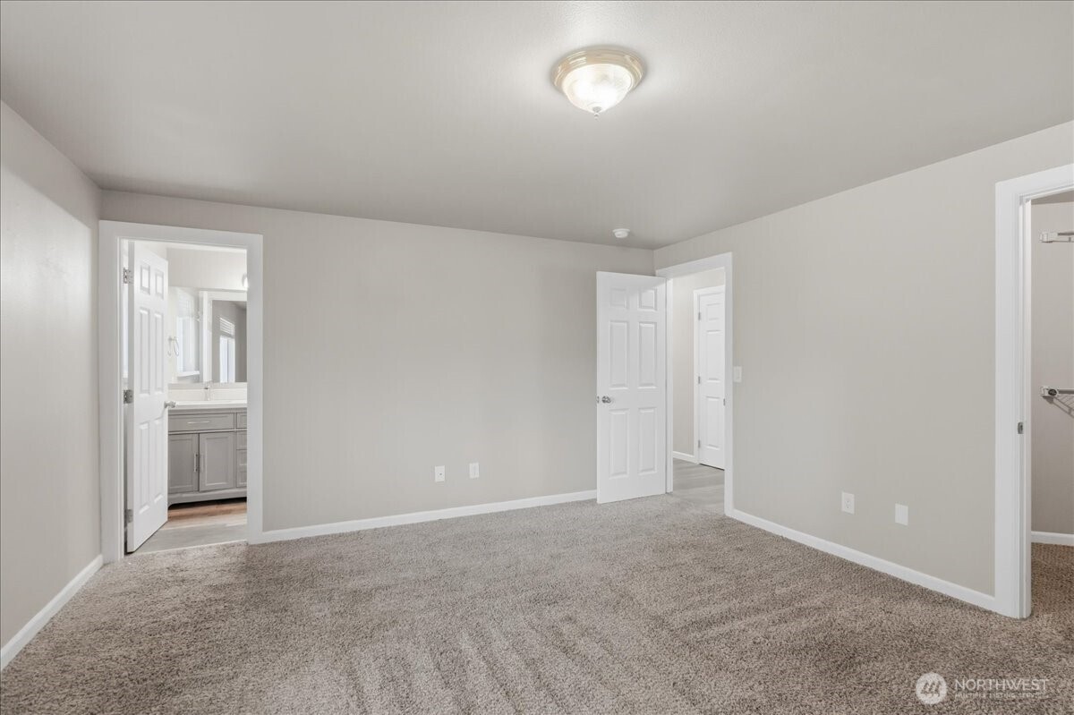 12333 59th Avenue E, Puyallup, WA 98373