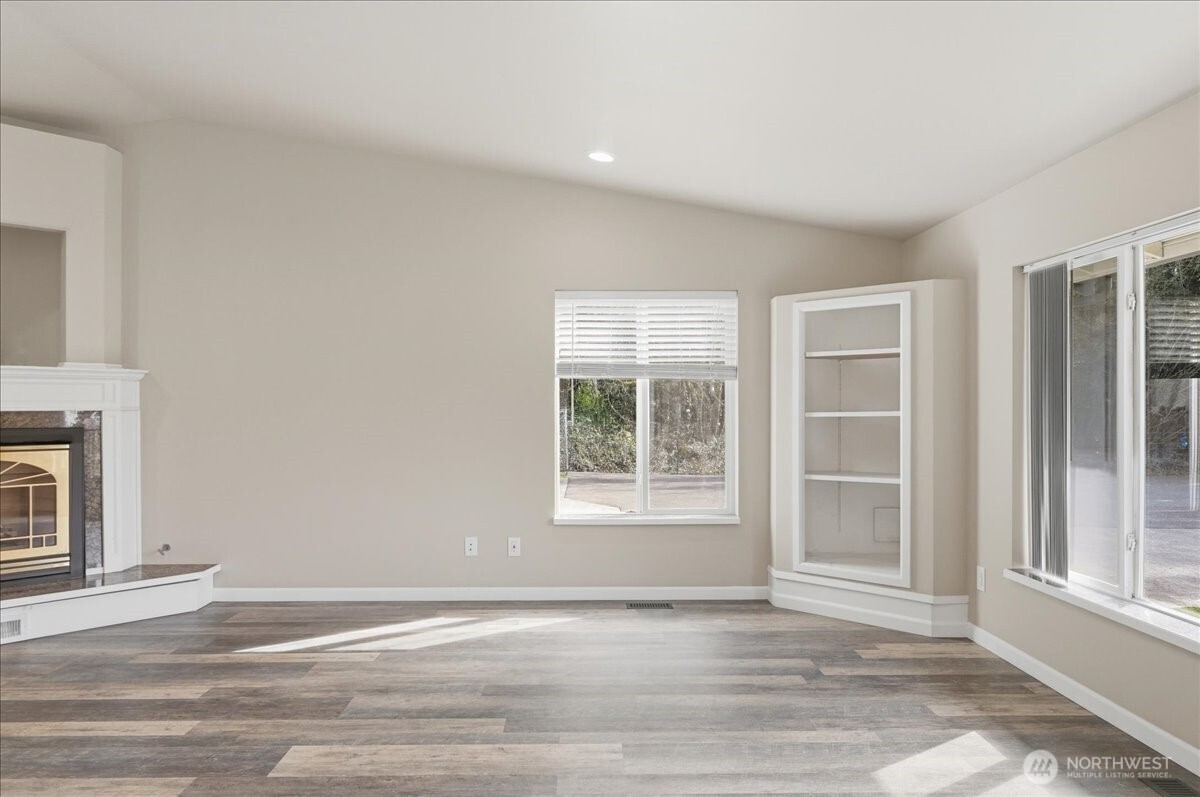 12333 59th Avenue E, Puyallup, WA 98373