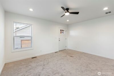 1110 A W Walnut Street , Centralia, WA 98531 - Photo 8