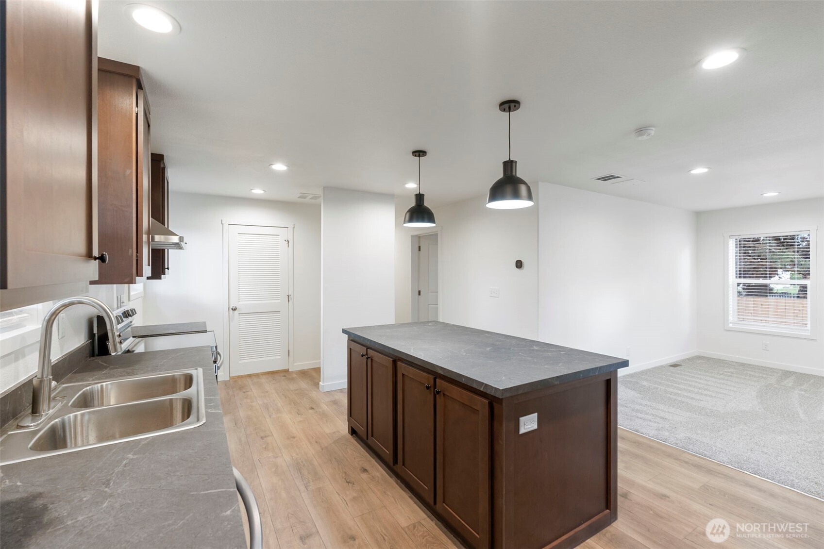 1110 B W Walnut , Centralia, WA 98531