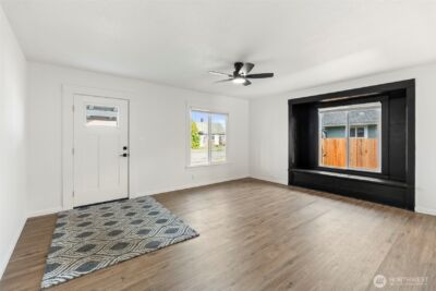 1110 W Walnut , Centralia, WA 98531 - Photo 6