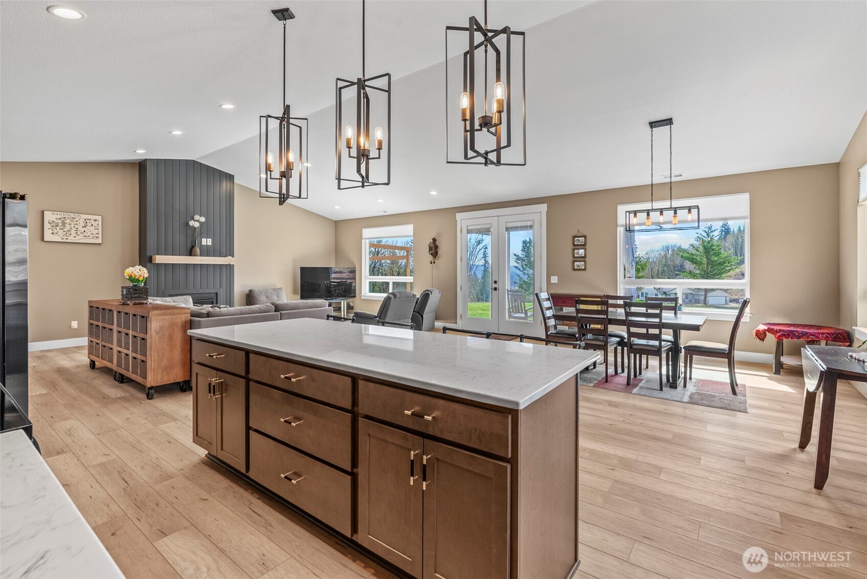 311 Olequa Heights Road , Castle Rock, WA 98611