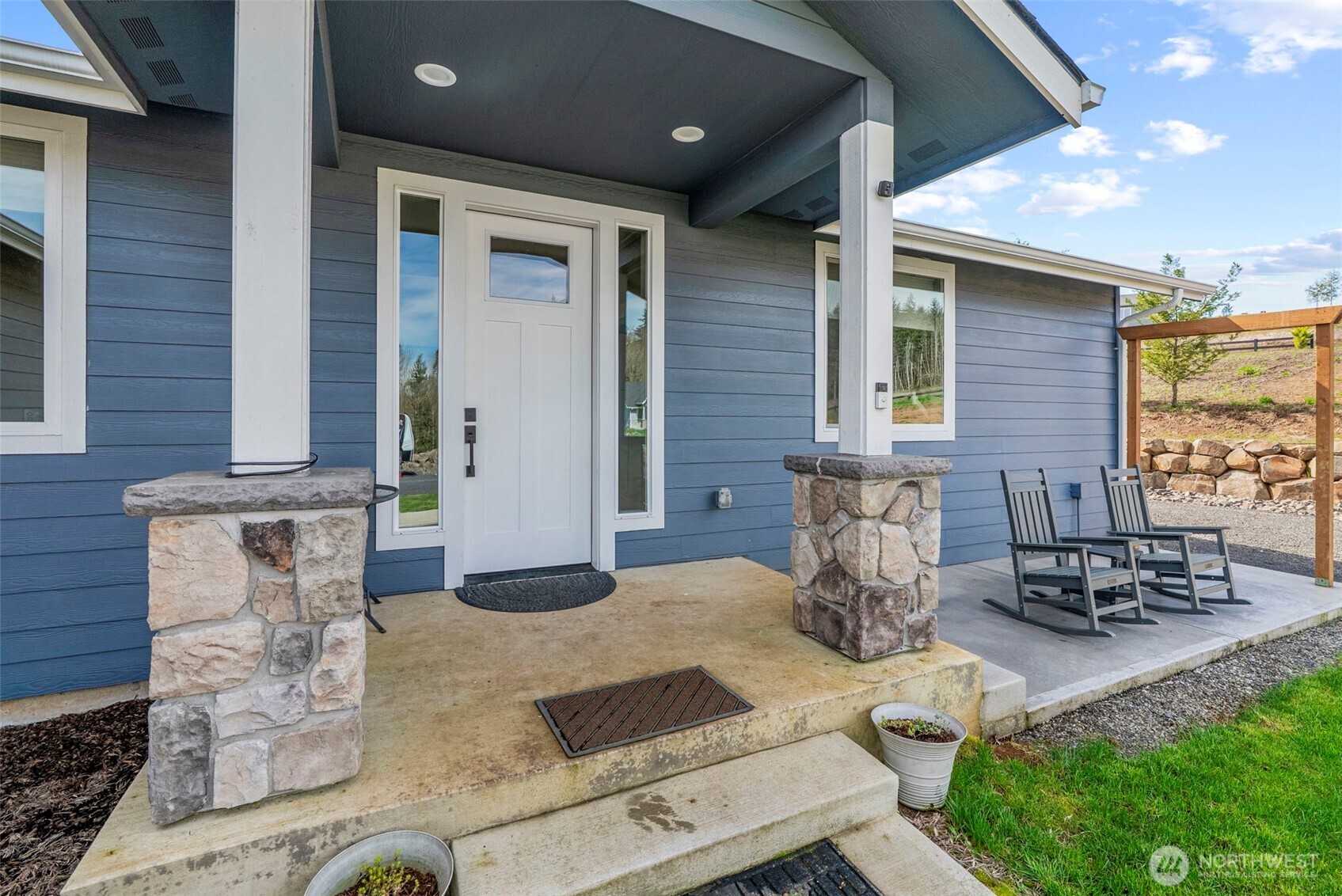 311 Olequa Heights Road , Castle Rock, WA 98611