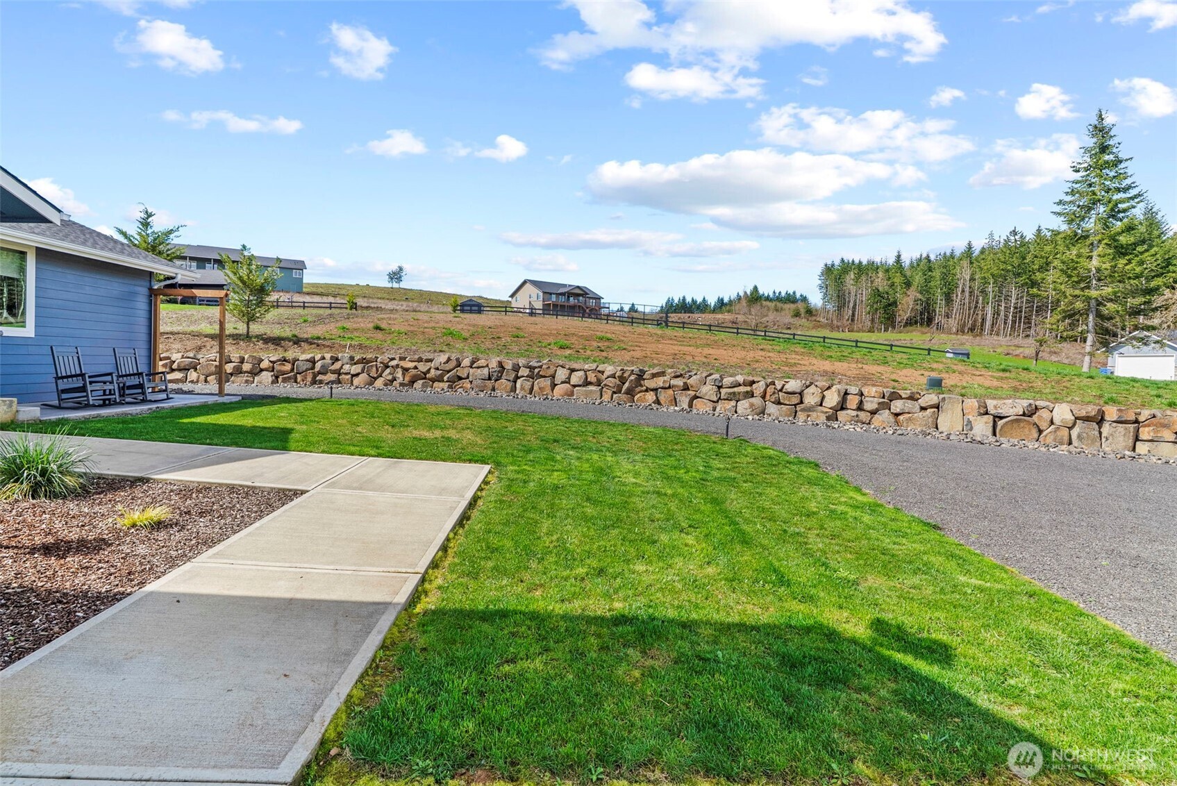 311 Olequa Heights Road , Castle Rock, WA 98611